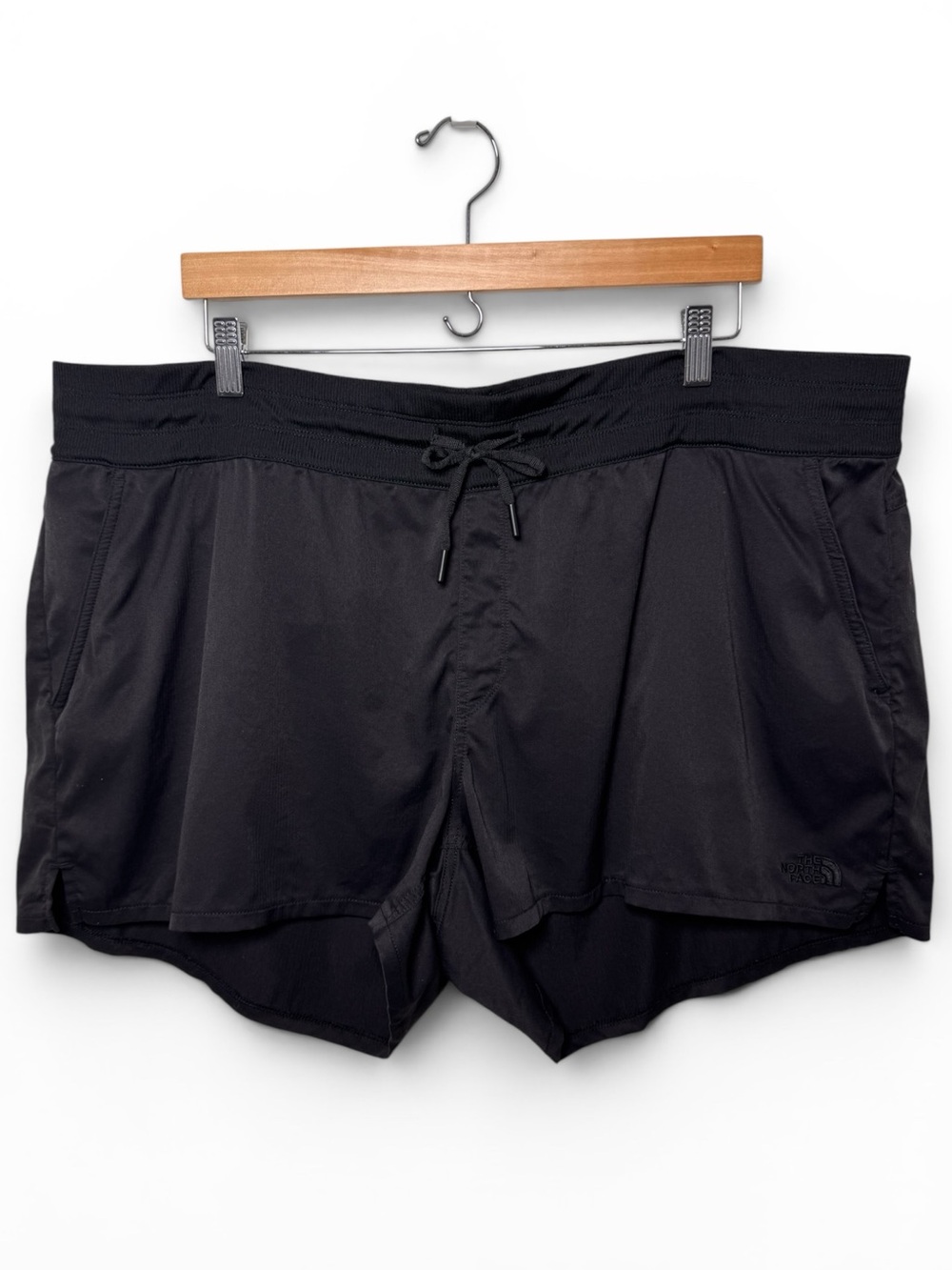 The North Face Women’s XXXL (3X) Black Stow Packable Hiking Shorts Summer